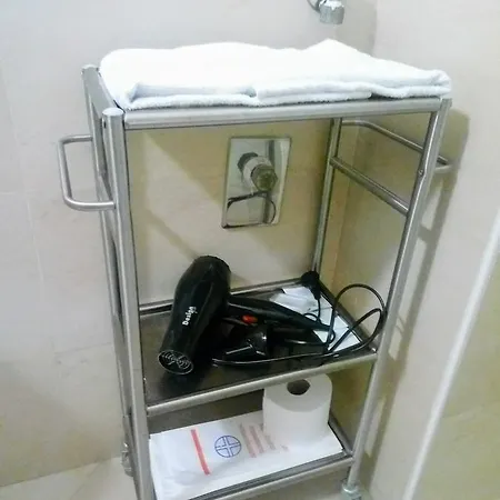 Bed & Breakfast 15 *