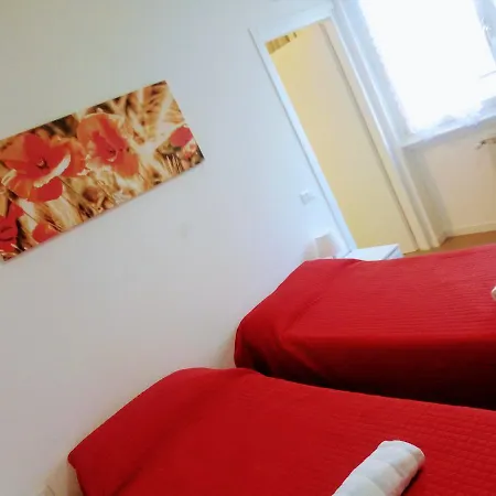 15 Bed & Breakfast *