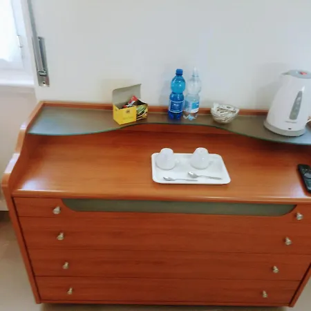 Bed & Breakfast 15 *