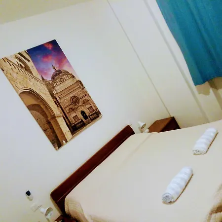 15 Bed & Breakfast *